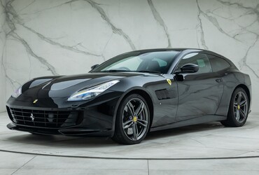 Ferrari GTC4 Lusso V12