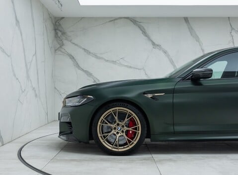 BMW M5 CS 41