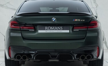 BMW M5 CS 5