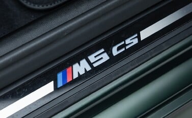 BMW M5 CS 26