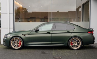 BMW M5 CS 4