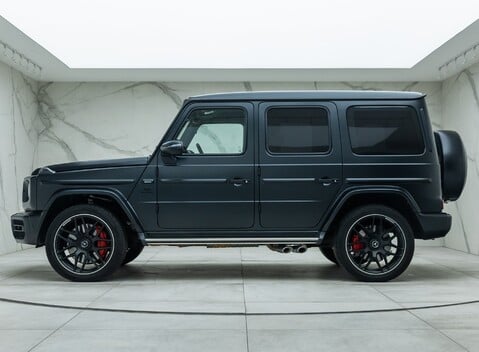 Mercedes-Benz G Series AMG G 63 2