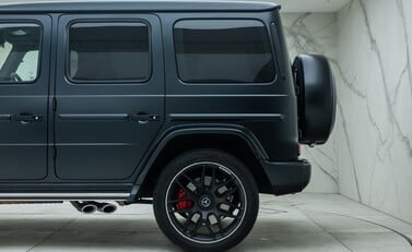 Mercedes-Benz G Series AMG G 63 32