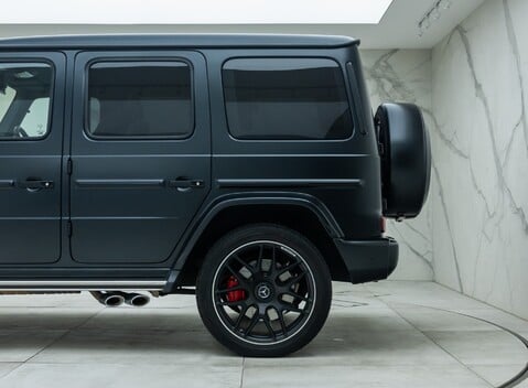 Mercedes-Benz G Series AMG G 63 32