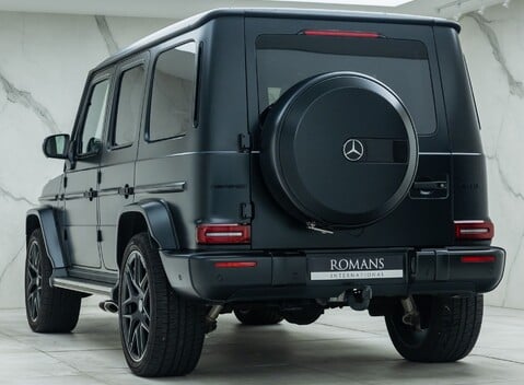 Mercedes-Benz G Series AMG G 63 7