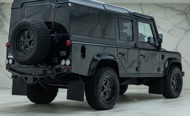 Land Rover Defender 110 XS Classic SIIA Twisted 3