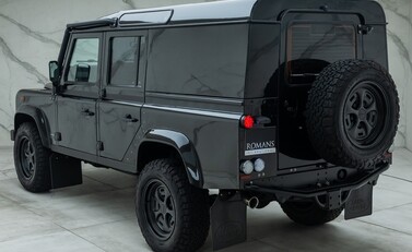 Land Rover Defender 110 XS Classic SIIA Twisted 9