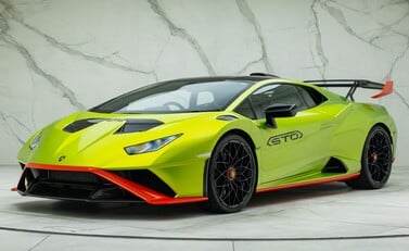 Lamborghini Huracan STO 1