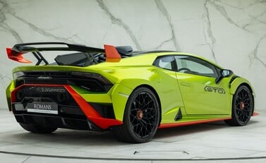 Lamborghini Huracan STO 3