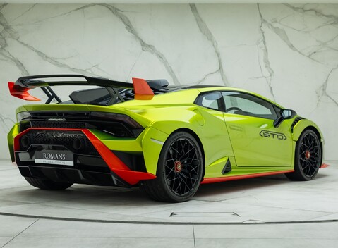 Lamborghini Huracan STO 3