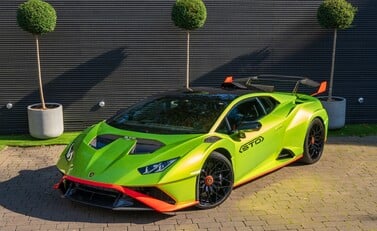 Lamborghini Huracan STO 2