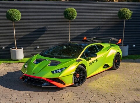 Lamborghini Huracan STO 2