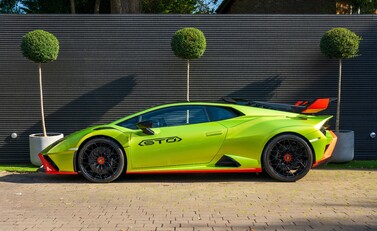 Lamborghini Huracan STO 3