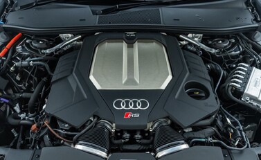 Audi RS6 AVANT PERFORMANCE CARBON VORSPRUNG 42