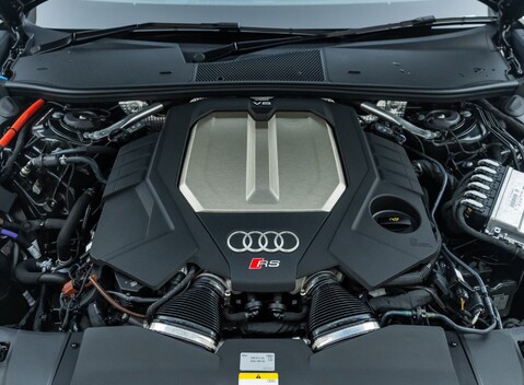 Audi RS6 AVANT PERFORMANCE CARBON VORSPRUNG 42