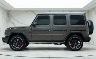 Mercedes-Benz G Series AMG G63 MAGNO EDITION 2