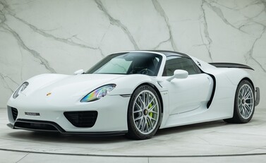 Porsche 918 Spyder 5