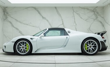 Porsche 918 Spyder 7