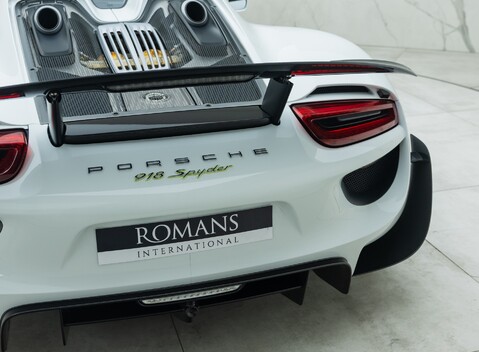 Porsche 918 Spyder 34