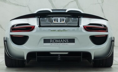 Porsche 918 Spyder 11