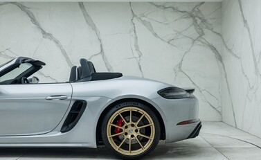 Porsche 718 BOXSTER GTS 4.0 38