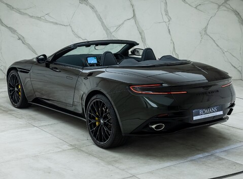 Aston Martin DB11 V8 VOLANTE 15