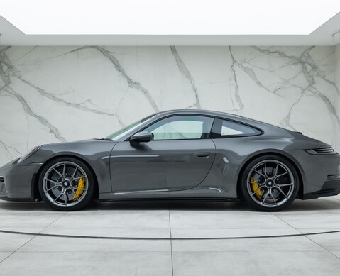 Porsche 911 GT3 TOURING (992) 