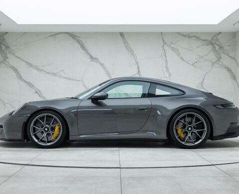 Porsche 911 GT3 TOURING (992)