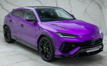 Lamborghini Urus PERFORMANTE 11