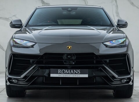 Lamborghini Urus PERFORMANTE 7