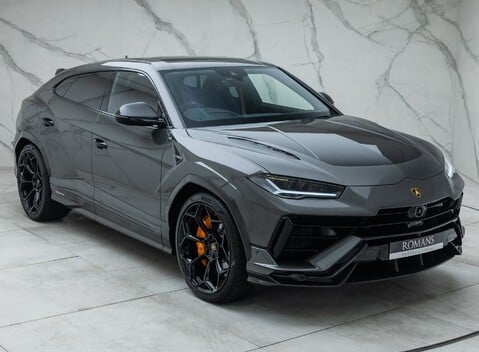 Lamborghini Urus PERFORMANTE 11