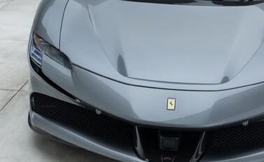 Ferrari SF90 Spider 27