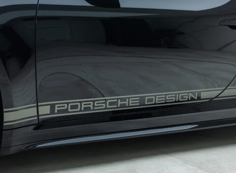 Porsche 911 Targa 50 YEARS PORSCHE DESIGN EDITION (992) 38