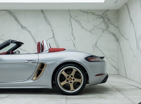 Porsche 718 Boxster 25 YEARS 39