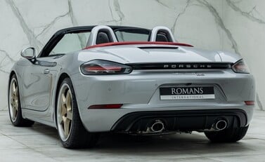 Porsche 718 Boxster 25 YEARS 14