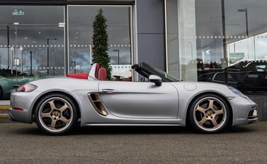 Porsche 718 Boxster 25 YEARS 3