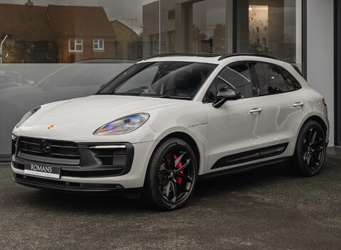 Porsche Macan GTS 2