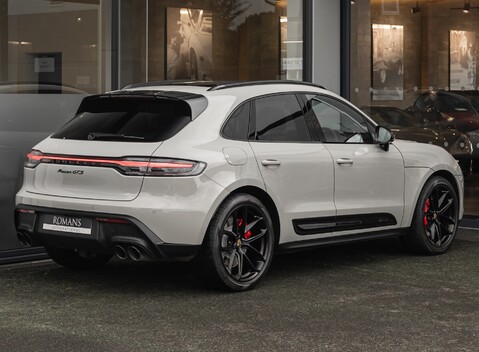 Porsche Macan GTS 4