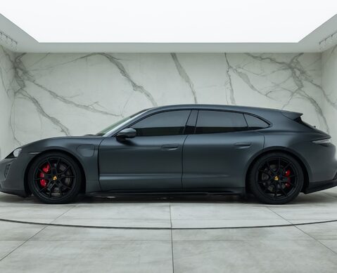 Porsche Taycan GTS SPORT TURISMO