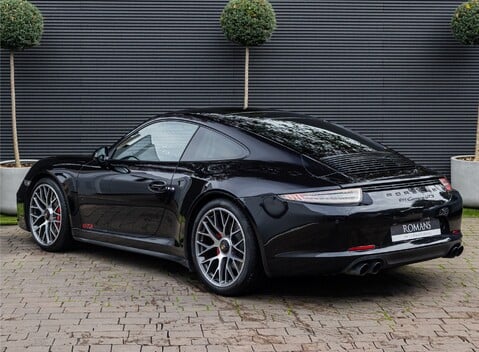 Porsche 911 Carrera GTS (991) 3