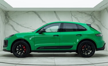 Porsche Macan GTS 5