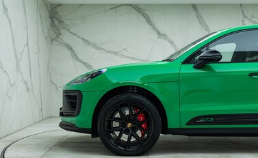 Porsche Macan GTS 43