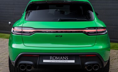 Porsche Macan GTS 4