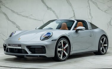 Porsche 911 Targa 4S (992) 1