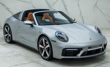 Porsche 911 Targa 4S (992) 14