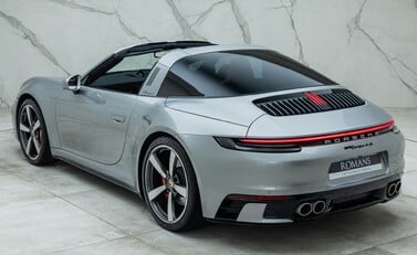 Porsche 911 Targa 4S (992) 15