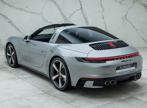 Porsche 911 Targa 4S (992) 15