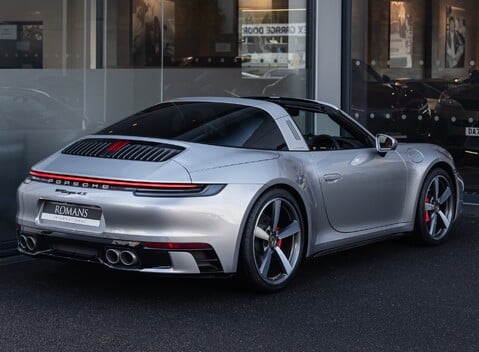 Porsche 911 Targa 4S (992) 3