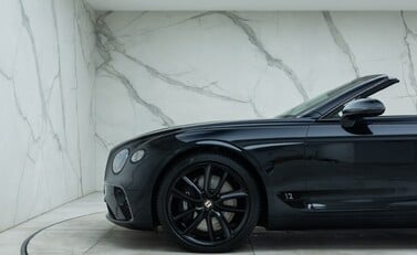 Bentley Continental GT W12 Convertible 40