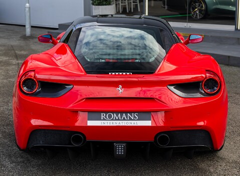 Ferrari 488 GTB 4